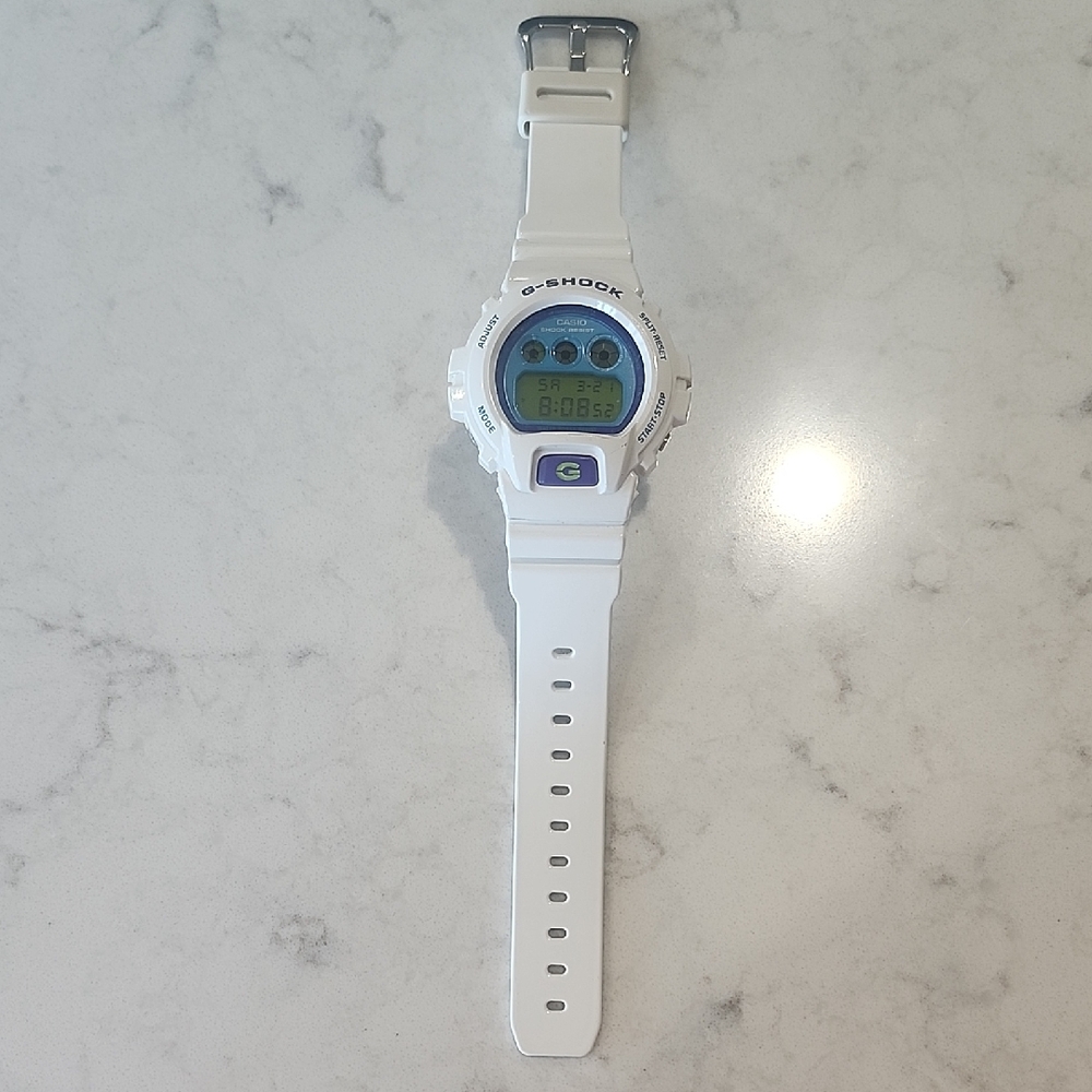 G-Shock White and Blue Smartwatch
